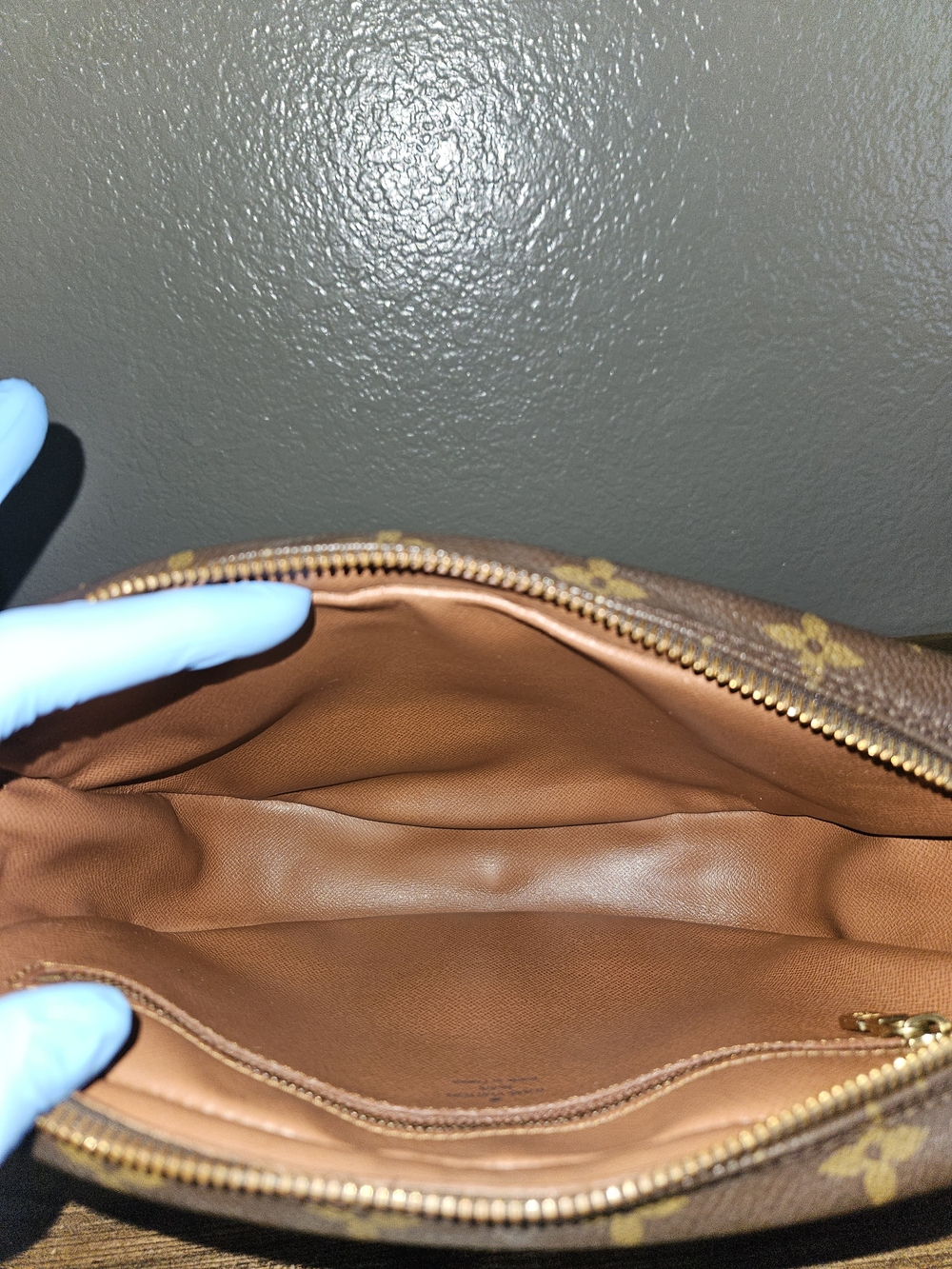 Authentic Louis Vuitton Jeaune Fille Mm Monogram Canvas - Picture 7 of 17
